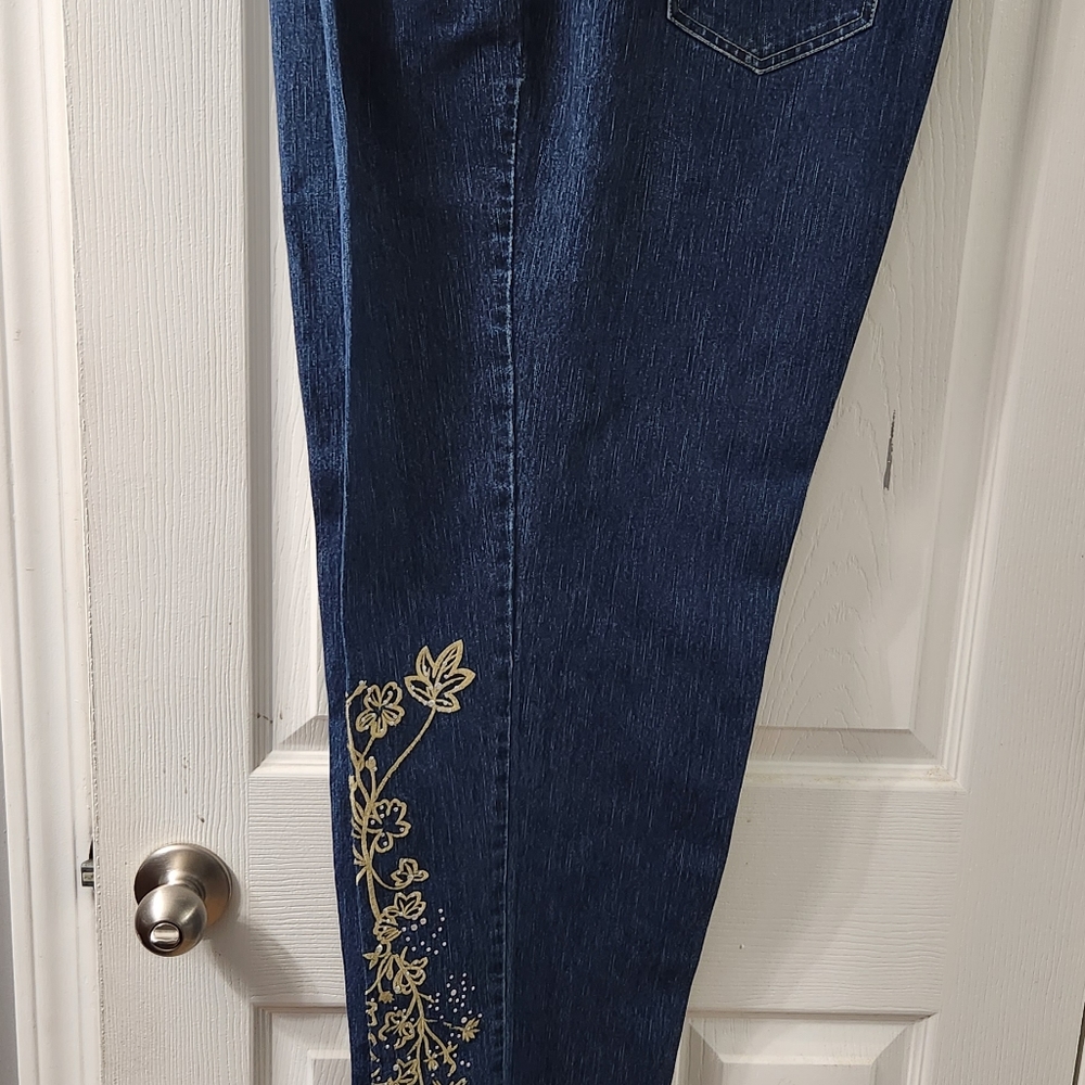 Jeans - Picture 5 of 5